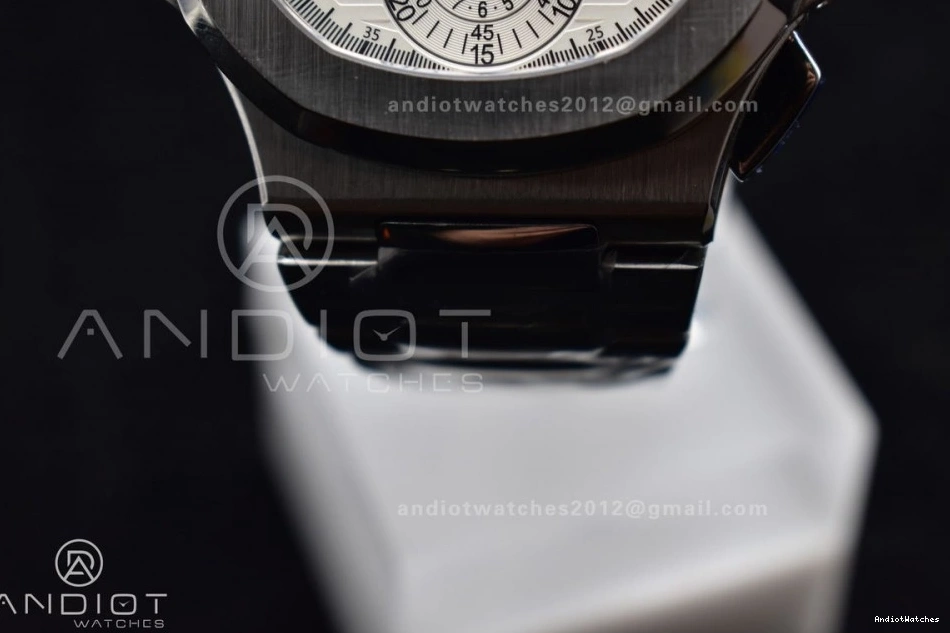 5980 Cozy Wht SS SS Stk A7750 Chrono Mod Date Nautilus PPF 435 1117